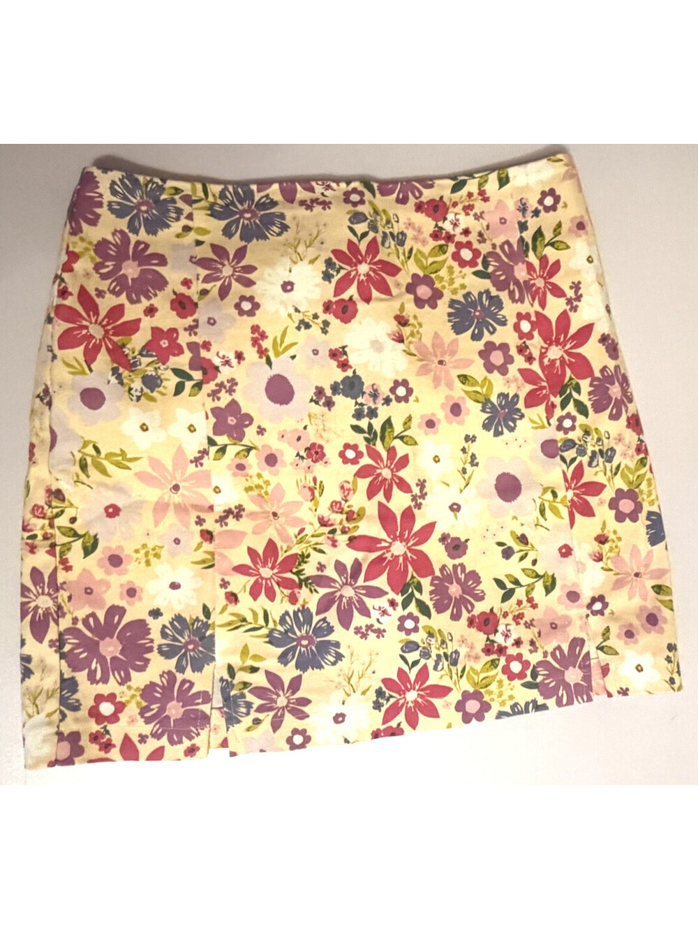 Love on a Hanger Girls Size 9 Floral Skirt Pink Purple Yellow Mini Skirt Y2K